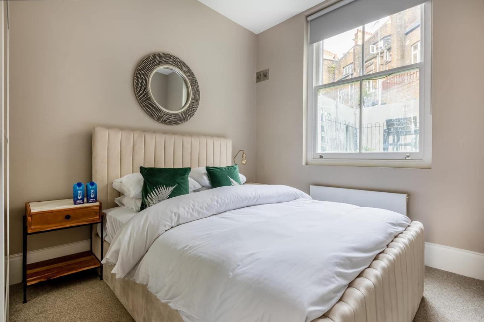 Hampstead High Flyer Villa Londen Buitenkant foto